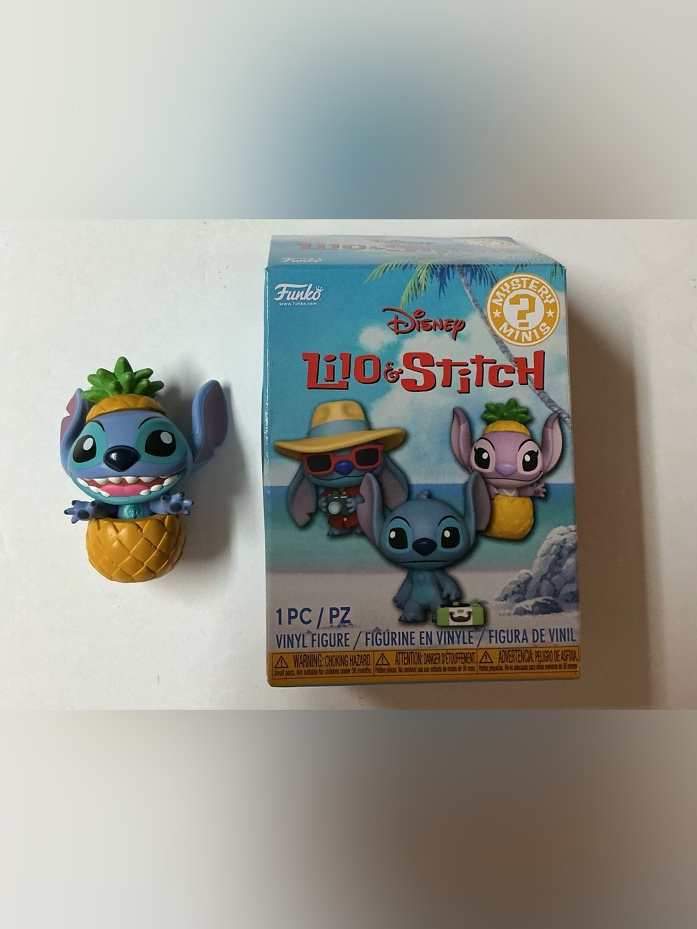 Funko Disney Stitch & Angel Mystery Minis/ Stitch in Pineapple (1/24)/ new